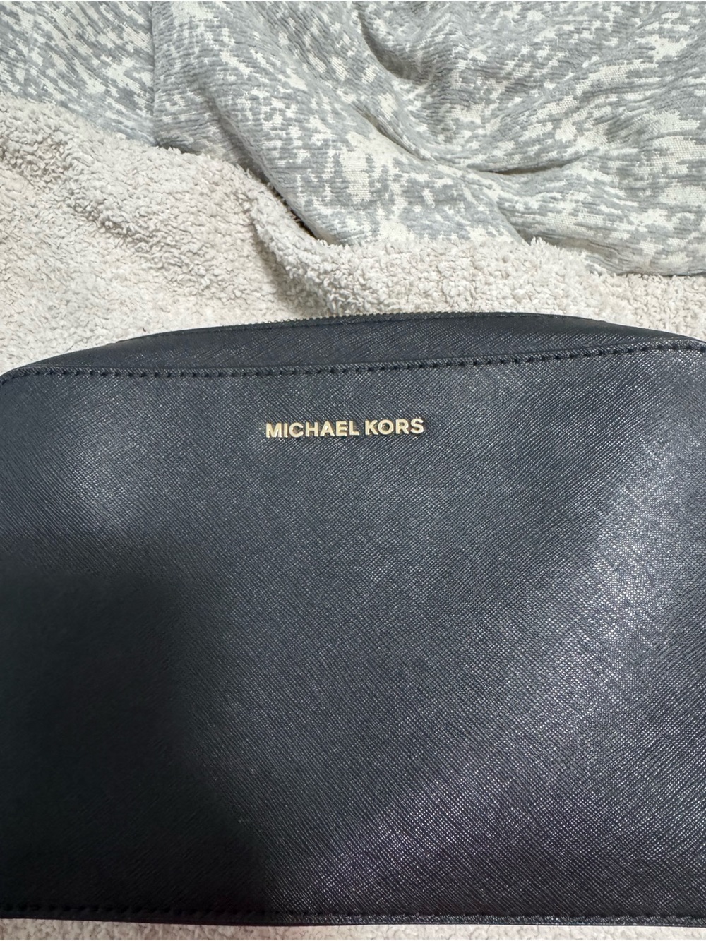 Michael Kors Black Crossbody Bag with Gold Chain Accent - Picture 3 of 3